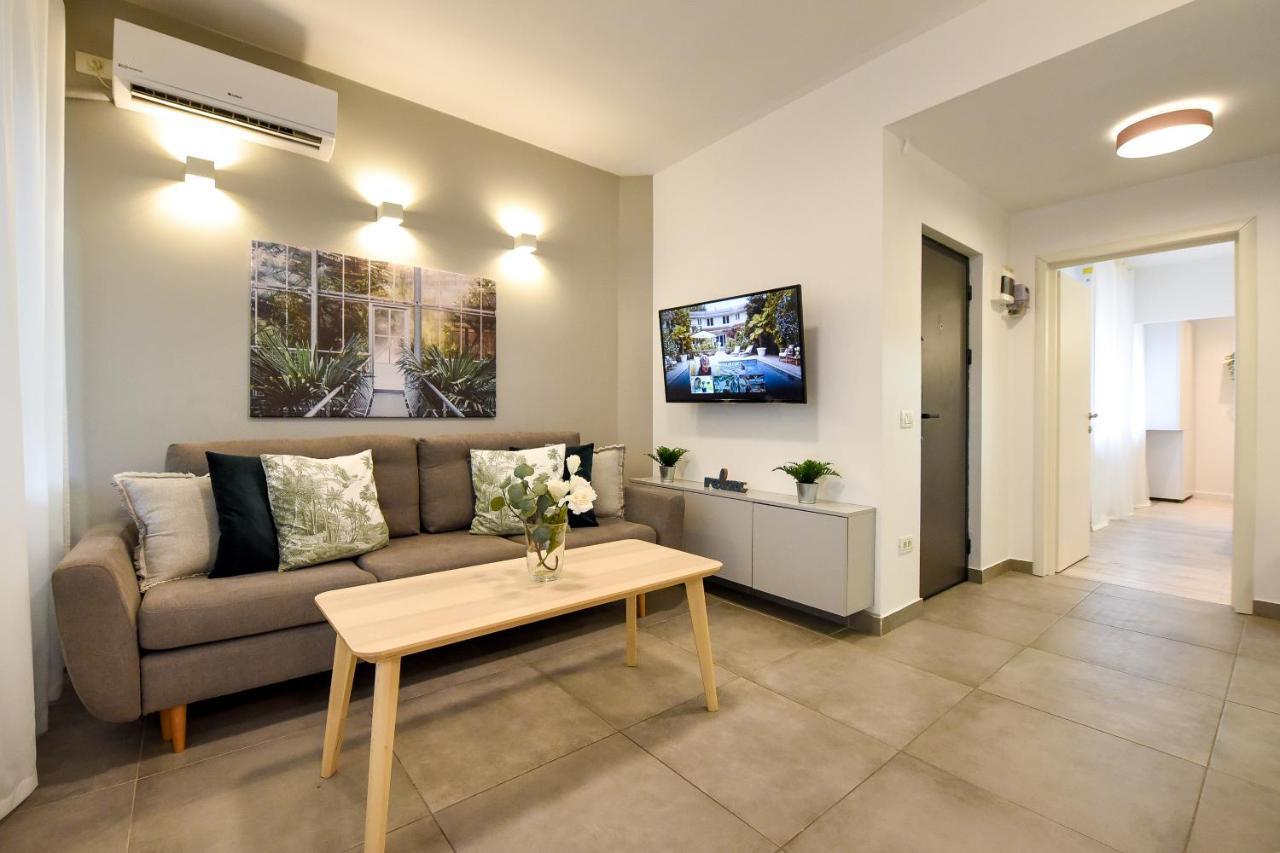 Spacious 1Br In The City Center - Amazing For Extended Stays Bucharest Luaran gambar