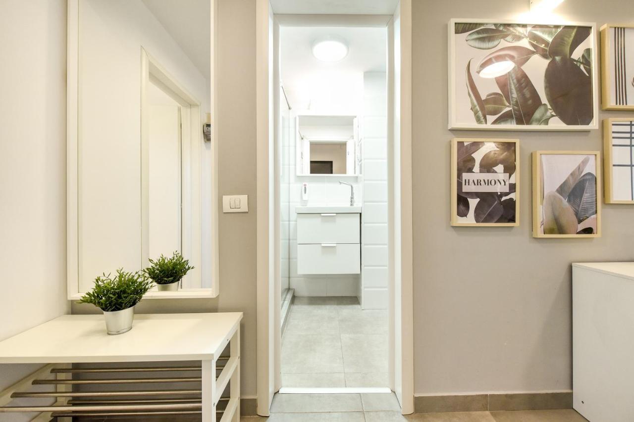 Spacious 1Br In The City Center - Amazing For Extended Stays Bucharest Luaran gambar
